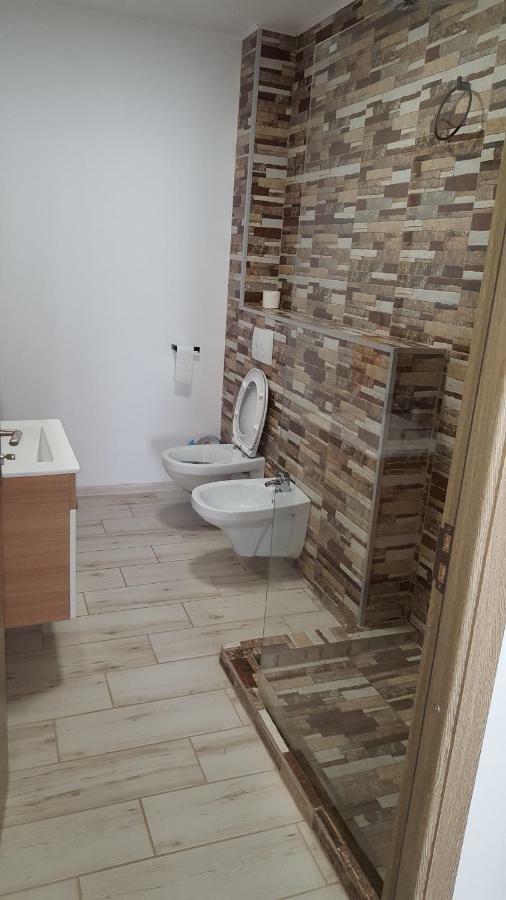 Apartment Andra *